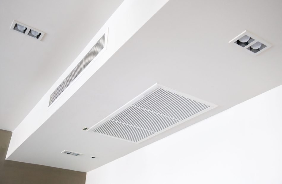 Ceiling mounted cassette type air conditioner